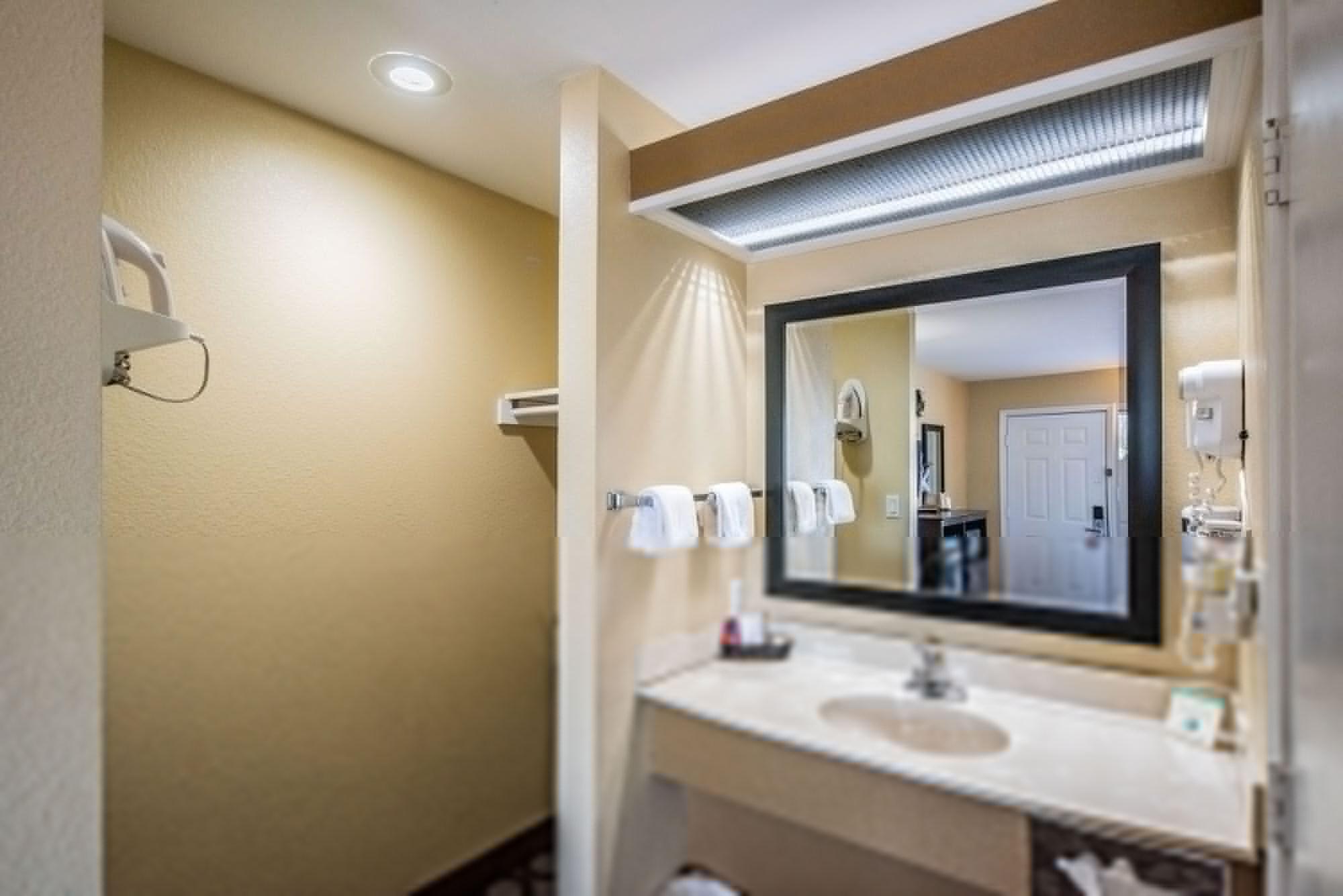 Relax Inn And Suites Kuttawa エクステリア 写真